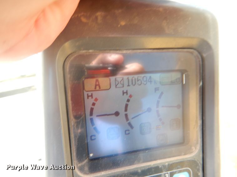 image for item DE4004 2005 Komatsu PC300LC-7 excavator