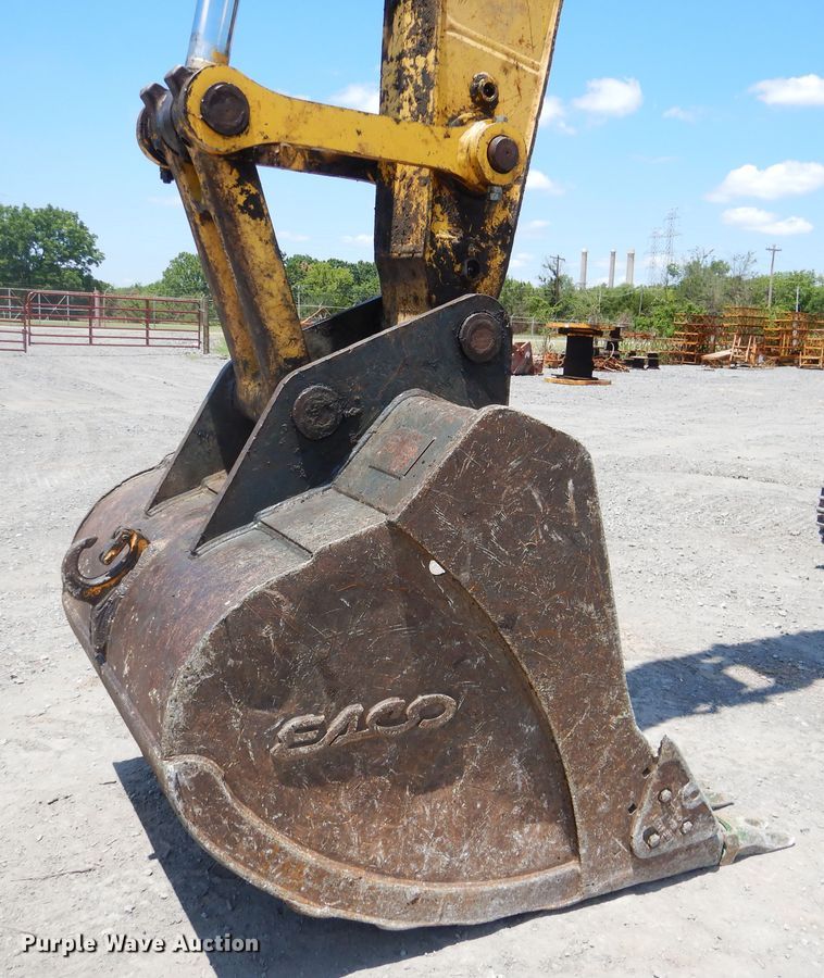 image for item DE4004 2005 Komatsu PC300LC-7 excavator