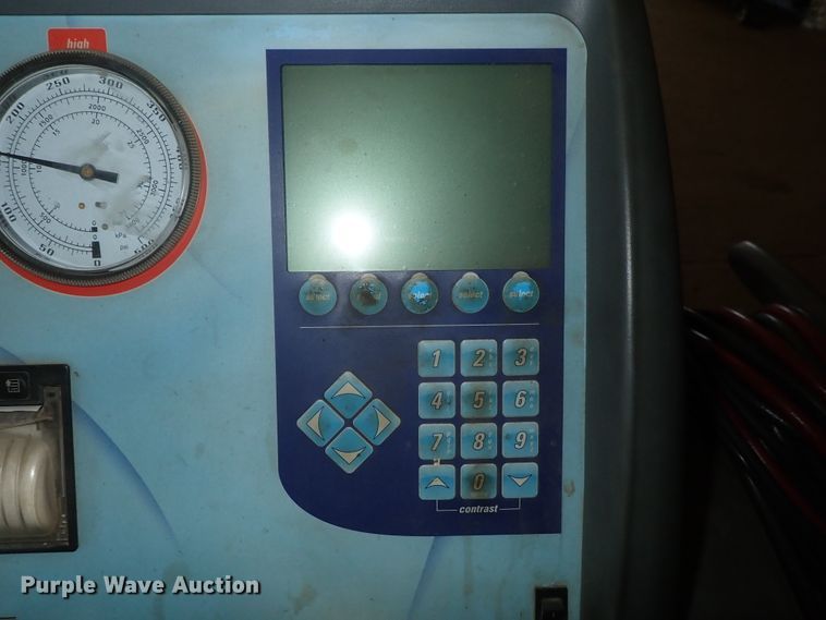 image for item DE5495 Robinair AC recovery machine