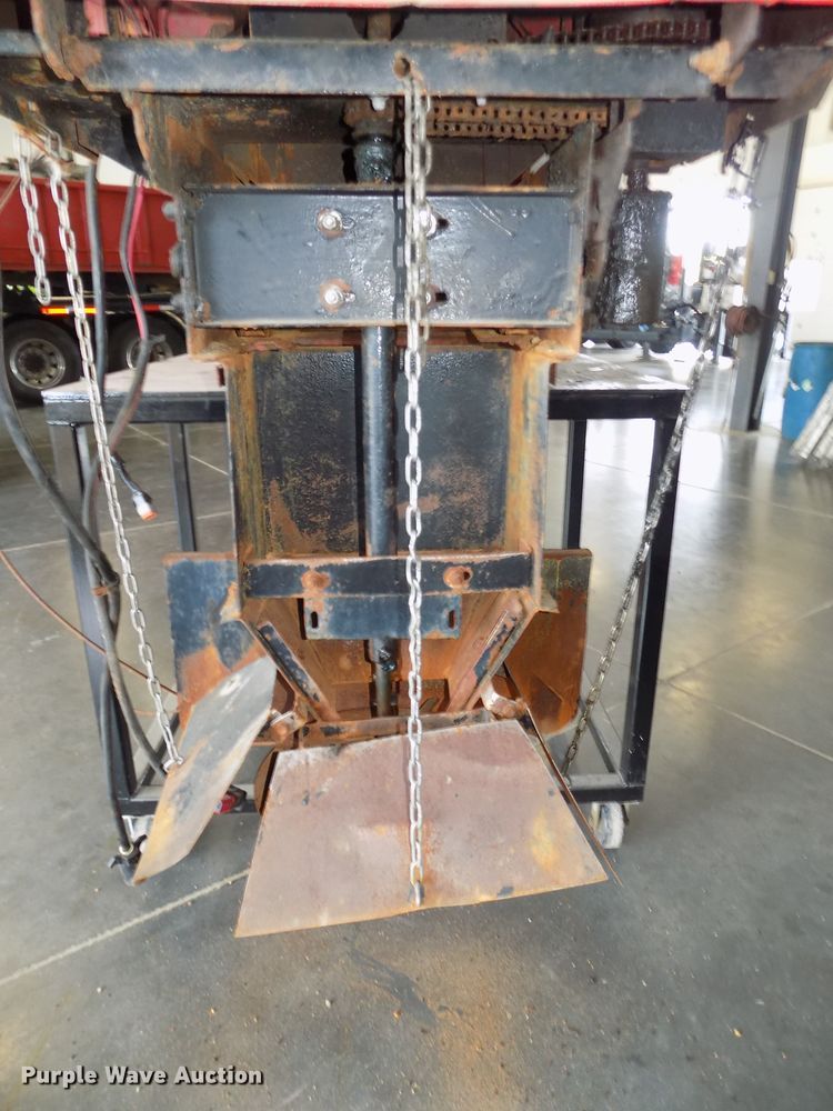 image for item DE7741 Flink FM10ET spreader