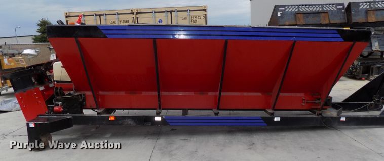 image for item DE7742 Henderson spreader