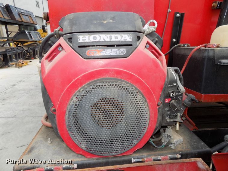 image for item DE7742 Henderson spreader