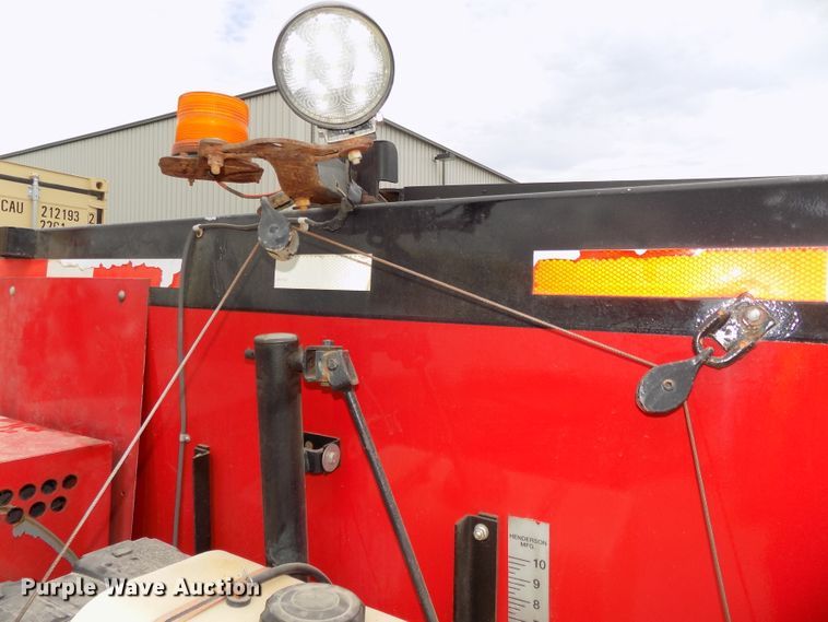 image for item DE7742 Henderson spreader