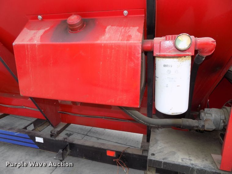 image for item DE7742 Henderson spreader