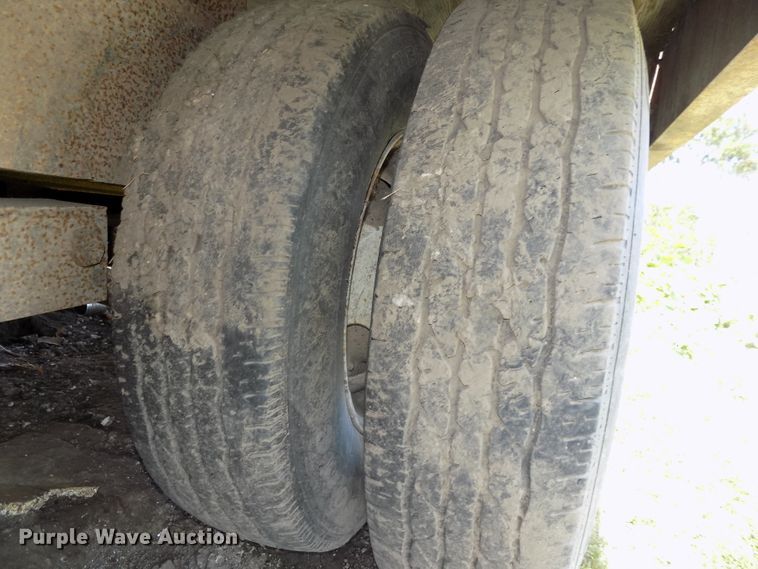 image for item DE7750 1982 Belshe T-82A equipment trailer