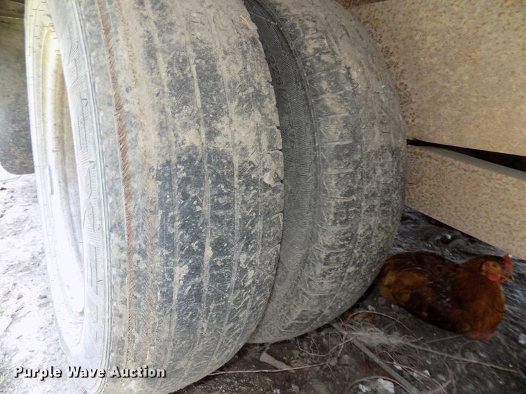 image for item DE7750 1982 Belshe T-82A equipment trailer