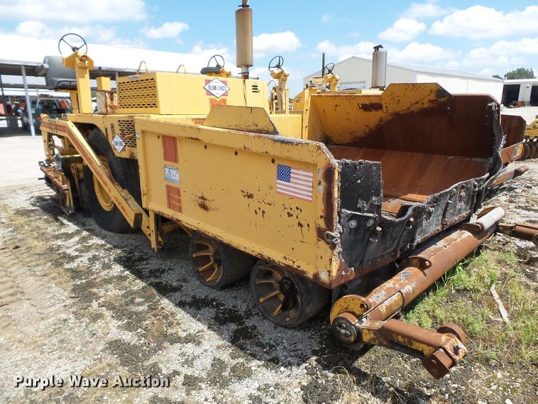 image for item DE7883 1993 Blaw Knox PF200B paver