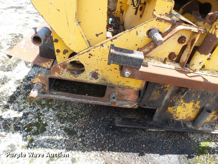 image for item DE7883 1993 Blaw Knox PF200B paver