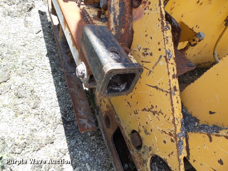 image for item DE7883 1993 Blaw Knox PF200B paver