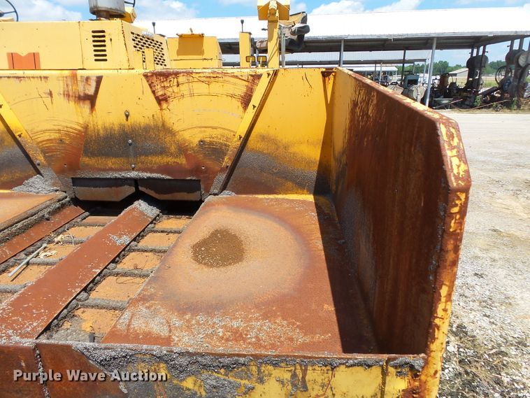 image for item DE7884 1996 Blaw Knox PF171A paver