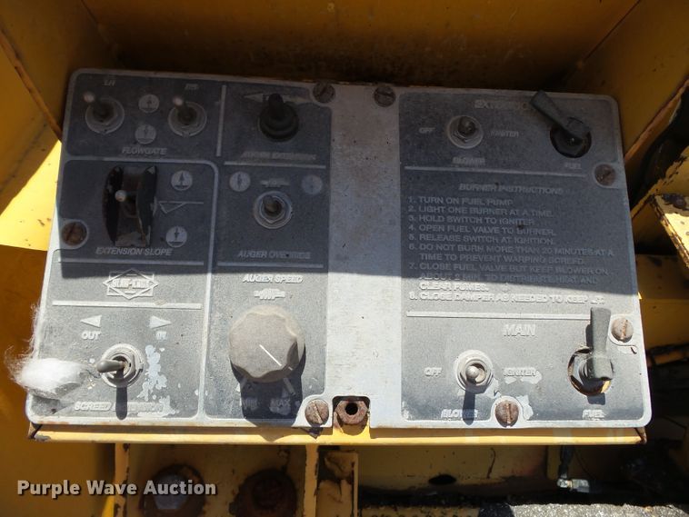 image for item DE7884 1996 Blaw Knox PF171A paver