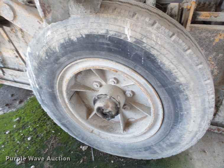 image for item DE7885 1980 Pav-saver 12-20 paver