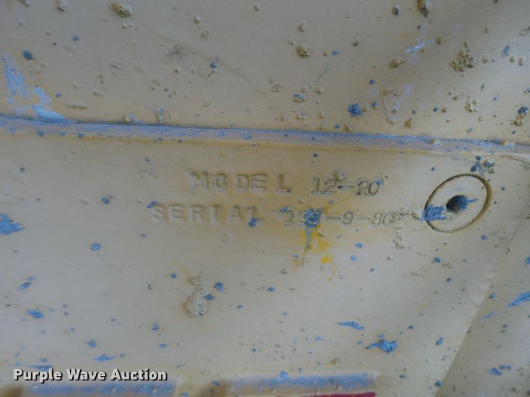 image for item DE7885 1980 Pav-saver 12-20 paver