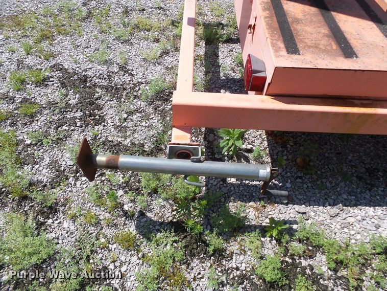 image for item DE7886 2004 American Signal CMST330 message board