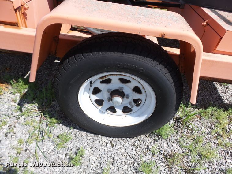 image for item DE7886 2004 American Signal CMST330 message board