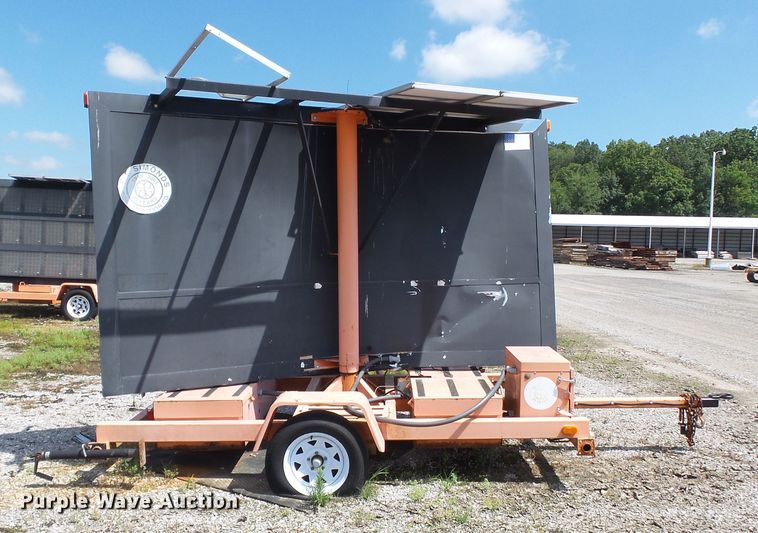 image for item DE7887 2004 American Signal CMST330 message board