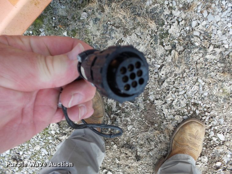 image for item DE7887 2004 American Signal CMST330 message board