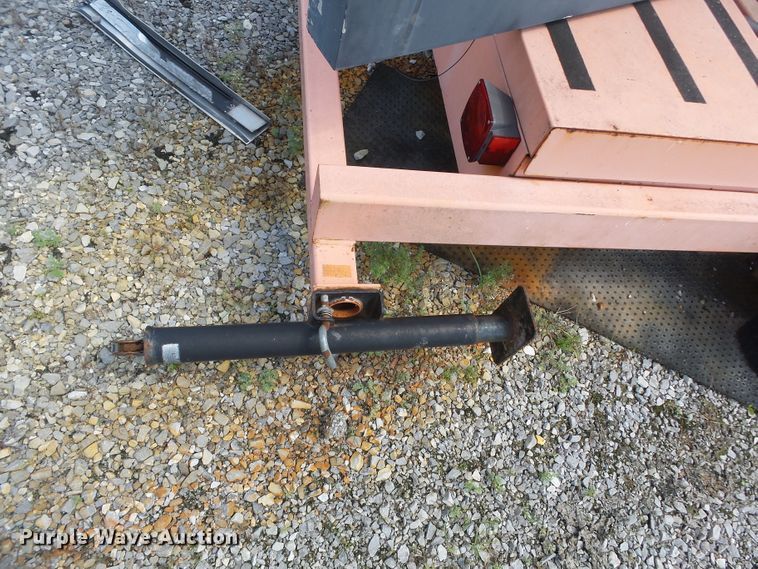 image for item DE7887 2004 American Signal CMST330 message board