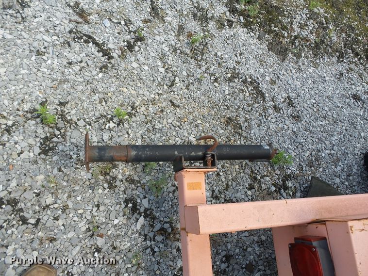 image for item DE7887 2004 American Signal CMST330 message board