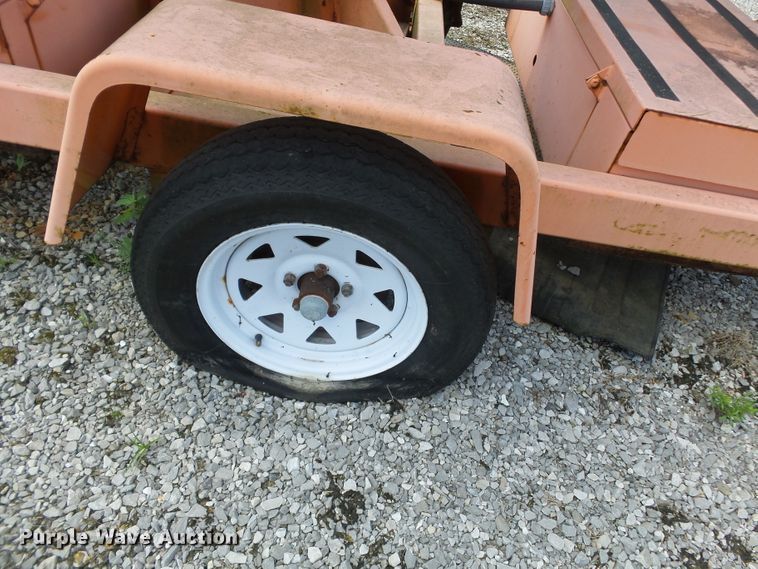 image for item DE7887 2004 American Signal CMST330 message board