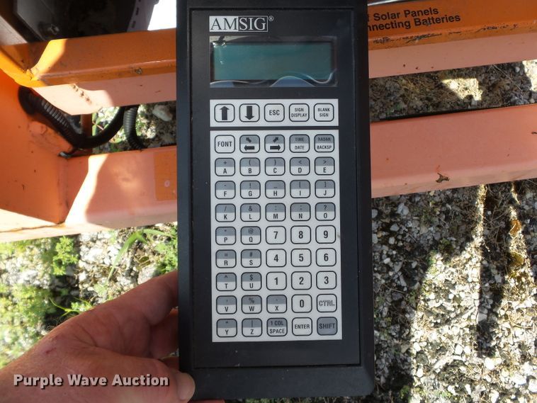 image for item DE7888 2004 American Signal CMST330 message board