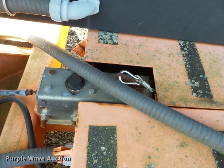 image for item DE7889 2004 American Signal CMST330 message board