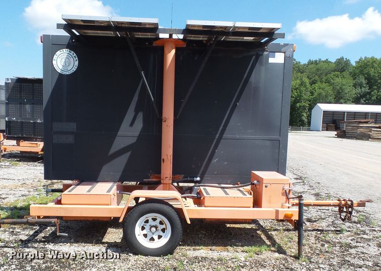 image for item DE7890 2004 American Signal CMST330 message board