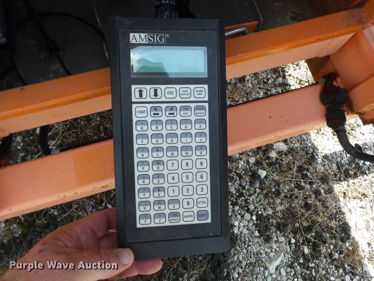 image for item DE7891 2004 American Signal CMST330 message board