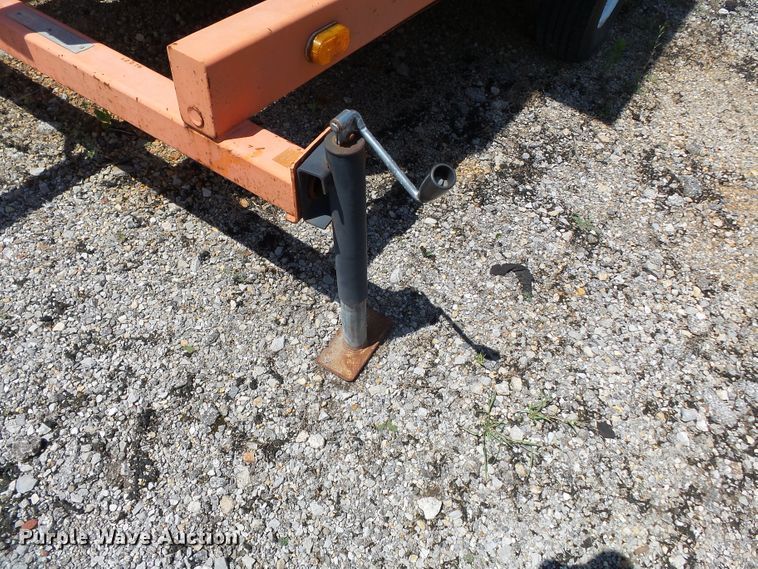 image for item DE7892 2001 American Signal CMST330 message board