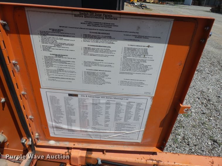 image for item DE7892 2001 American Signal CMST330 message board