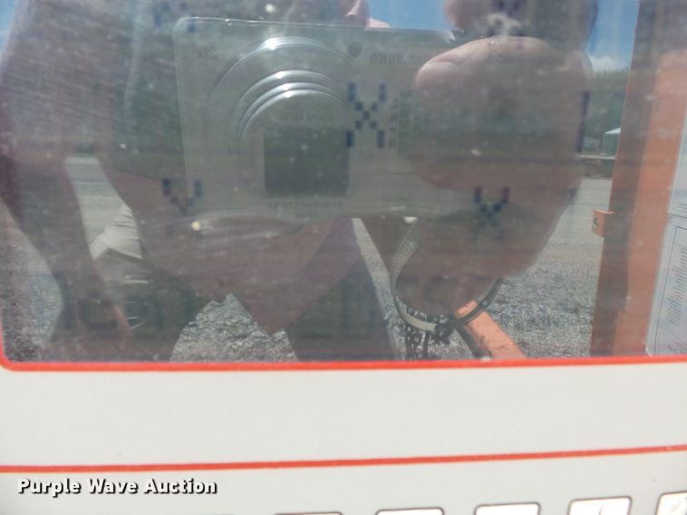 image for item DE7892 2001 American Signal CMST330 message board