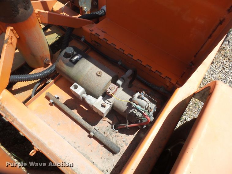 image for item DE7892 2001 American Signal CMST330 message board