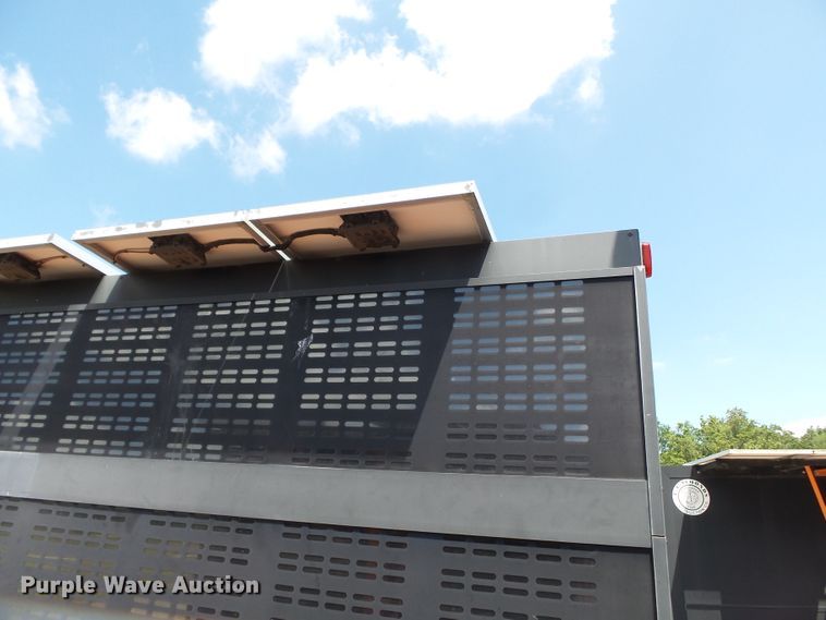 image for item DE7893 2005 American Signal CMST330 message board