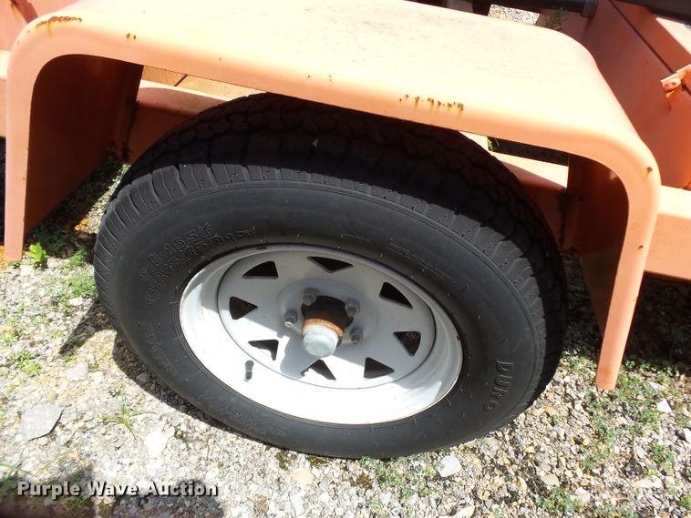 image for item DE7893 2005 American Signal CMST330 message board