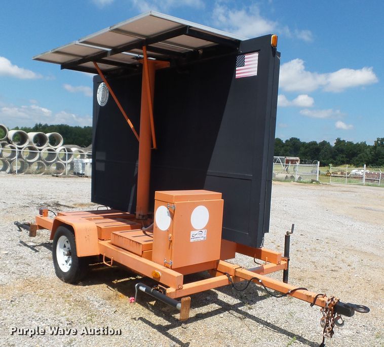 image for item DE7894 2003 American Signal CMST330 message board