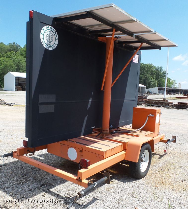 image for item DE7894 2003 American Signal CMST330 message board