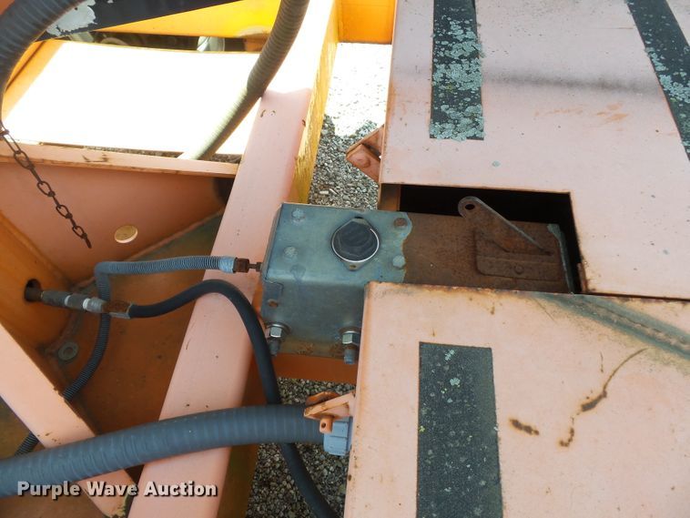 image for item DE7895 2004 American Signal CMST330 message board