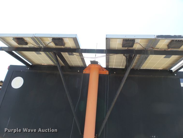 image for item DE7895 2004 American Signal CMST330 message board