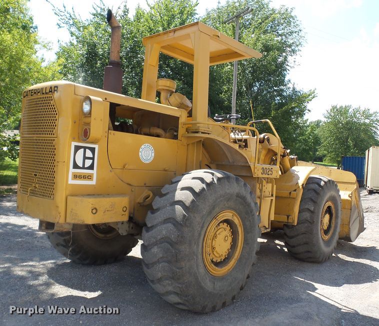 image for item DE7902 1969 Caterpillar 966C wheel loader