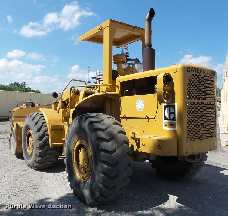 image for item DE7902 1969 Caterpillar 966C wheel loader