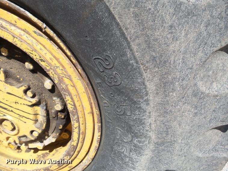 image for item DE7902 1969 Caterpillar 966C wheel loader