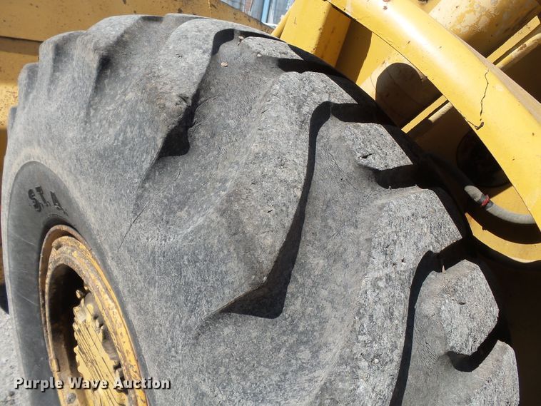 image for item DE7902 1969 Caterpillar 966C wheel loader