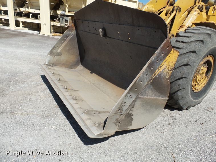 image for item DE7902 1969 Caterpillar 966C wheel loader