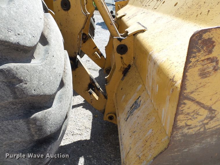 image for item DE7902 1969 Caterpillar 966C wheel loader
