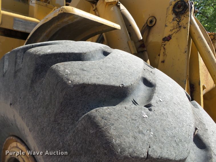 image for item DE7902 1969 Caterpillar 966C wheel loader