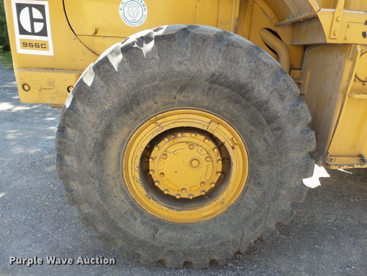 image for item DE7902 1969 Caterpillar 966C wheel loader