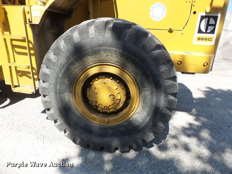 image for item DE7902 1969 Caterpillar 966C wheel loader