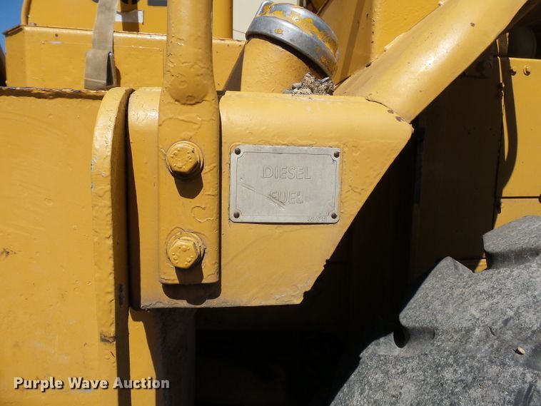 image for item DE7902 1969 Caterpillar 966C wheel loader