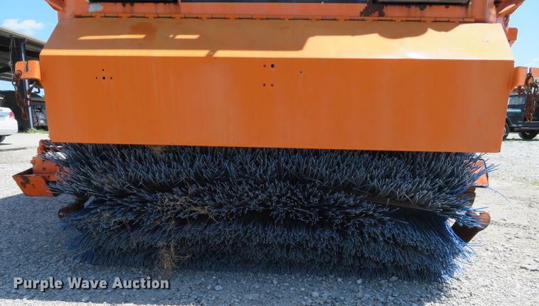 image for item DE8181 1997 Ford CF8000 street sweeper truck