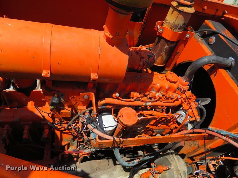 image for item DE8181 1997 Ford CF8000 street sweeper truck